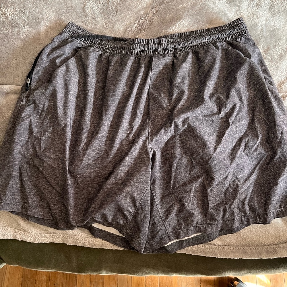 Men’s Pace Breaker Lulu Lemon shorts. Used but in great condition